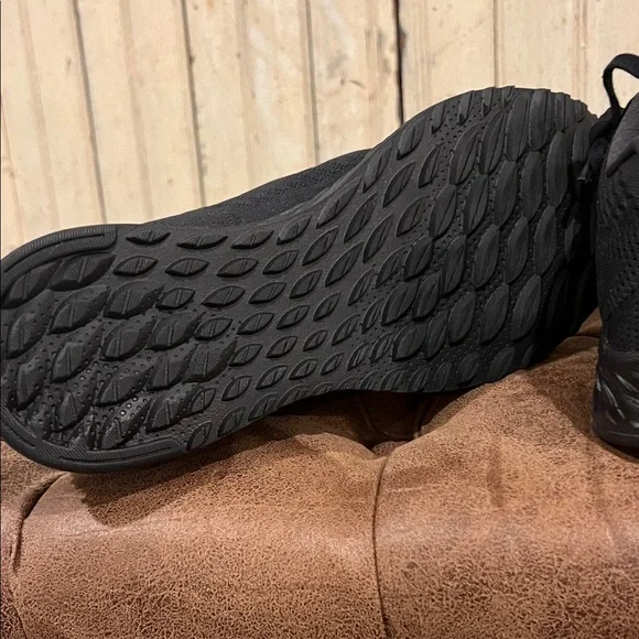 New Balance Black Athletic Sneakers fresh form - Picture 4 of 7